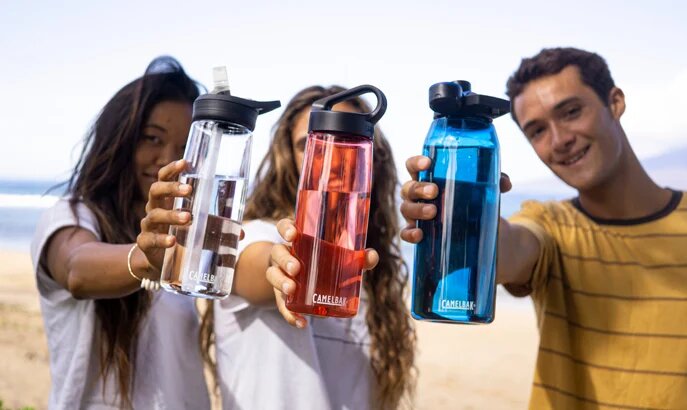 Las 8 mejores botellas inteligentes para llevar tu agua